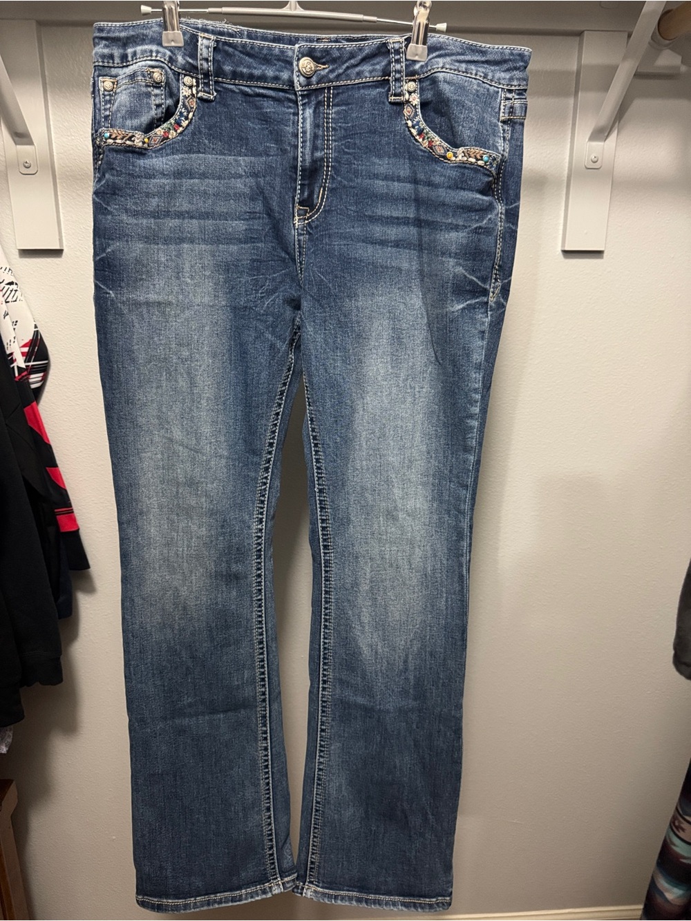 Grace in LA Embroidered Floral Back-Pocket Women's Jeans - Blue 34 x 34 - Picture 3 of 5